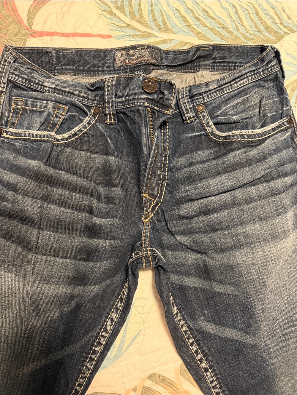 Men's Dark Wash Blue Jeans - Classic Straight Fit